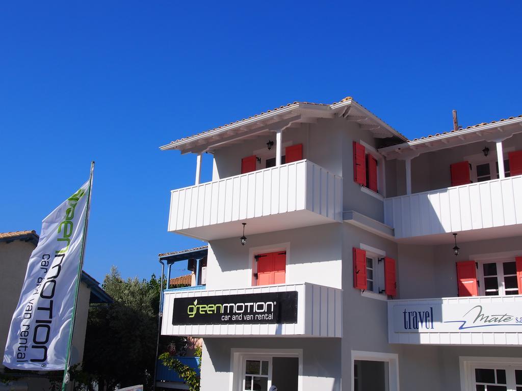 Eolos Apartments With Private Parking อาโยส นิกีตัส ภายนอก รูปภาพ