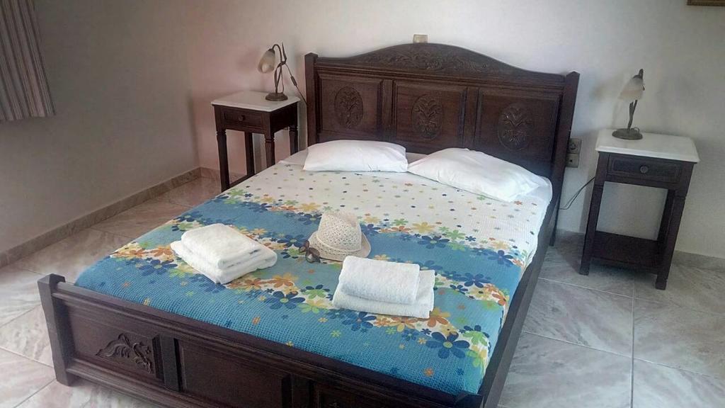 Eolos Apartments With Private Parking อาโยส นิกีตัส ภายนอก รูปภาพ