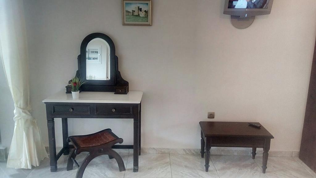 Eolos Apartments With Private Parking อาโยส นิกีตัส ภายนอก รูปภาพ