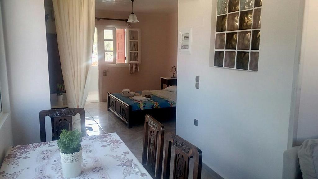 Eolos Apartments With Private Parking อาโยส นิกีตัส ภายนอก รูปภาพ